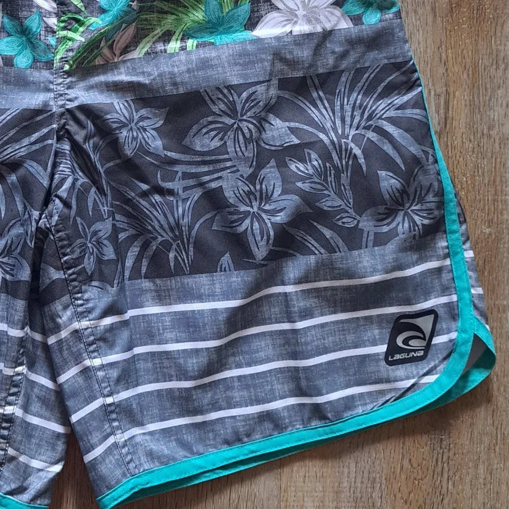 Laguna Beach Trunks Green Grey White Swim Floral Stripes Drawstring Men's Size S